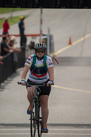 FINISH LINE CROSSING --4216