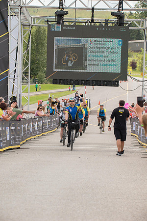 FINISH LINE CROSSING --4863