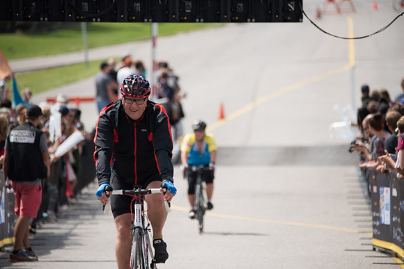 FINISH LINE CROSSING --2352