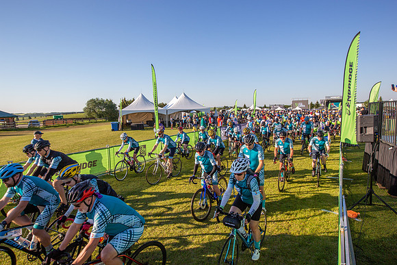 CAMP - RIDERS LEAVING-71