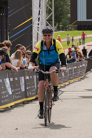 FINISH LINE CROSSING --4738