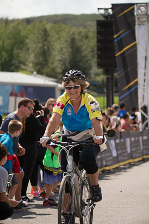 FINISH LINE CROSSING --2822