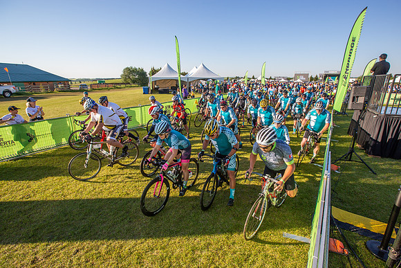 CAMP - RIDERS LEAVING-65