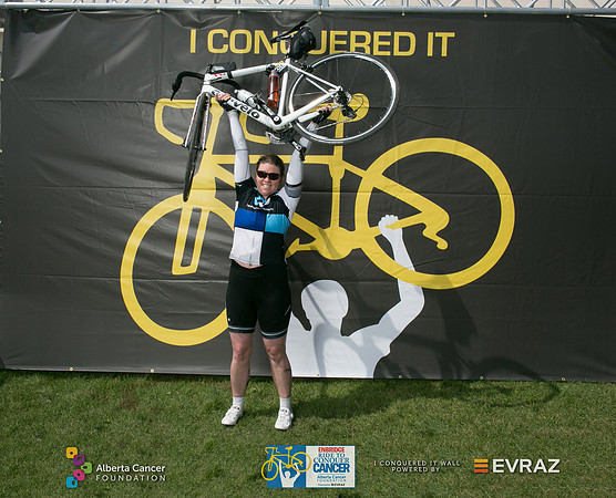 I CONQUERED IT - POWERED BY EVRAZ-320