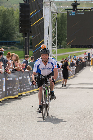 FINISH LINE CROSSING --3648