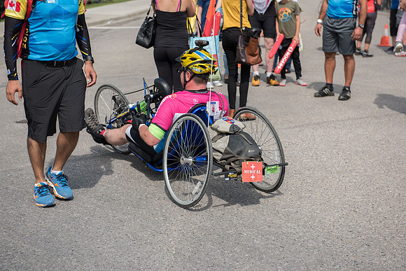 FINISH LINE CROSSING --3657