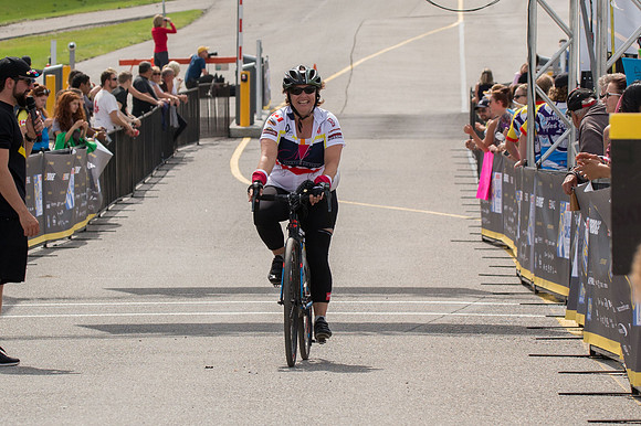 FINISH LINE CROSSING --4339