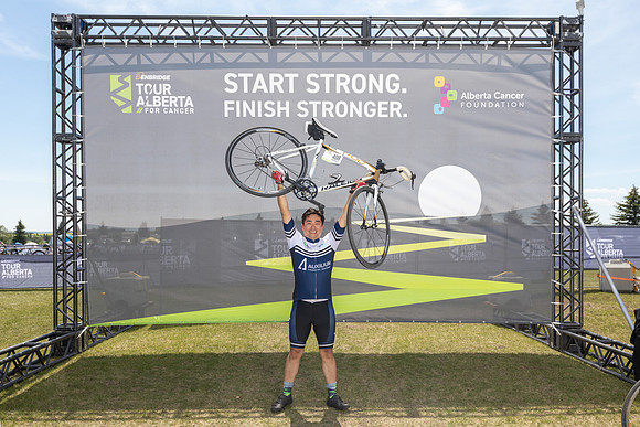 HW - TOUR ALBERTA FOR CANCER-1884
