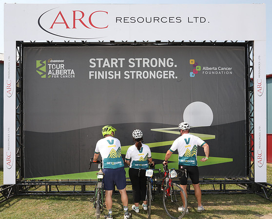 HERO WALL - POWERED BY ARC-406