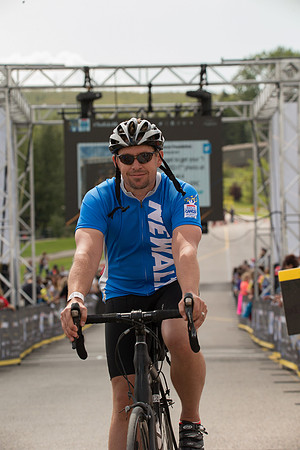 FINISH LINE CROSSING --3608