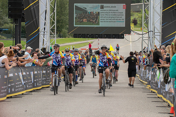 FINISH LINE CROSSING --4553