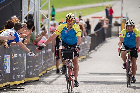 FINISH LINE CROSSING --4649