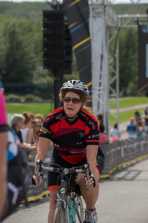 FINISH LINE CROSSING --4026