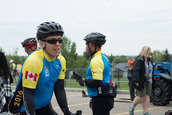 DAY 1- TheRideAB- h-8466