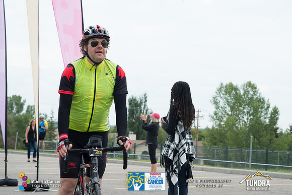 DAY 1- TheRideAB- h-8500