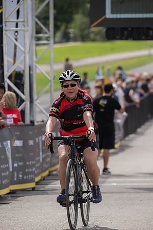 FINISH LINE CROSSING --3633