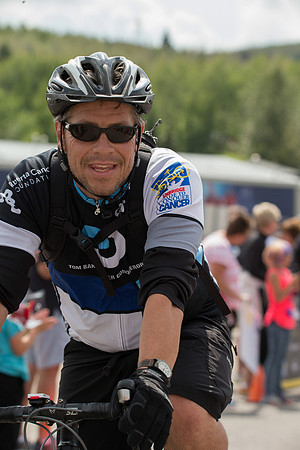 FINISH LINE CROSSING --3718