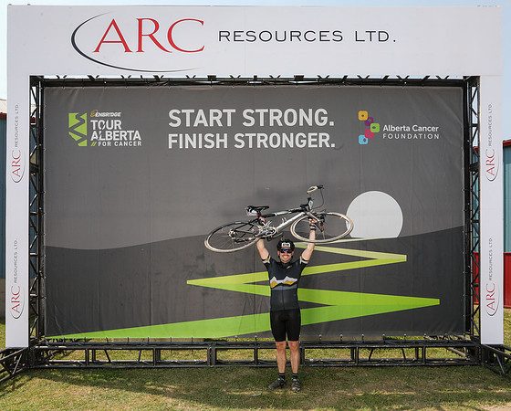 HERO WALL - POWERED BY ARC-841
