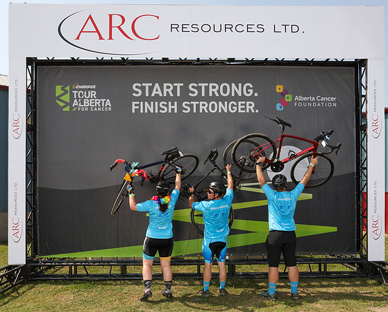 HERO WALL - POWERED BY ARC-242