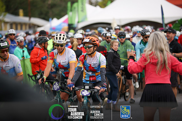 2-RIDERS LEAVING OC-1252