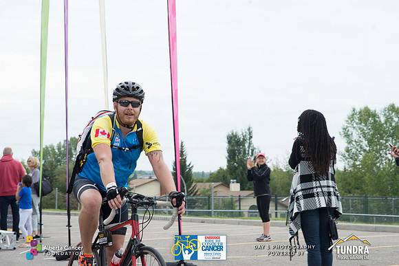 DAY 1- TheRideAB- h-8488