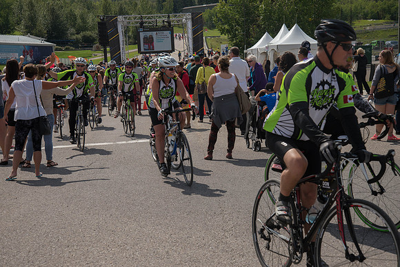 FINISH LINE CROSSING --0406