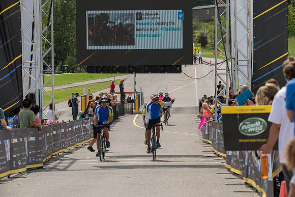 FINISH LINE CROSSING --4230