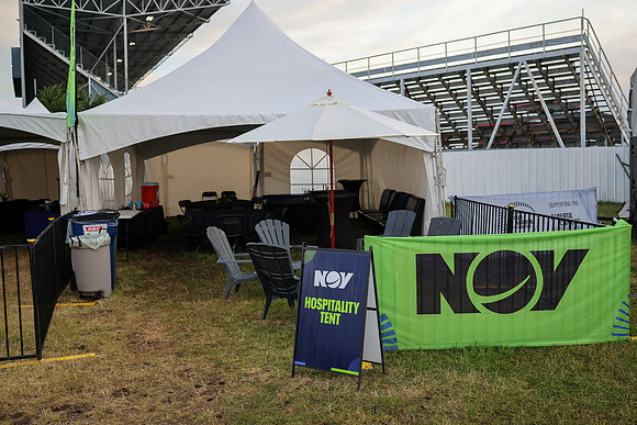 SPONSOR TENTS-72