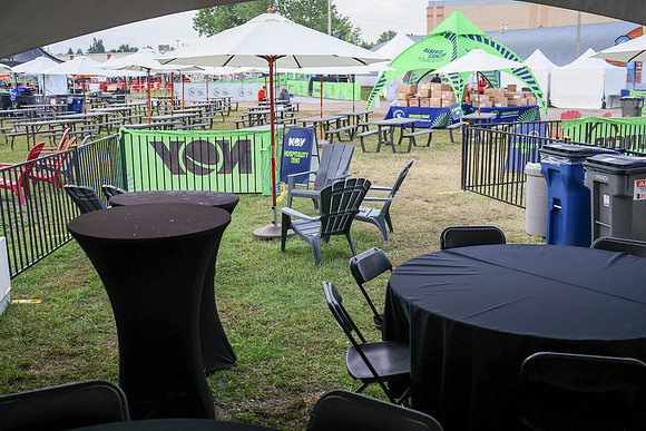SPONSOR TENTS-76