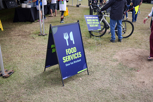 SIGNAGE-145