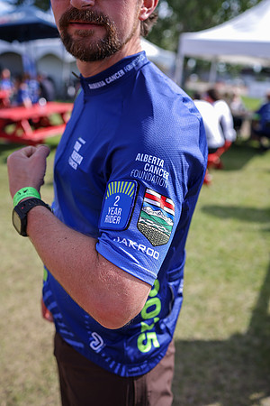 JERSEYS-13