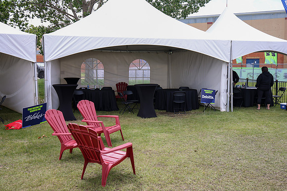 SPONSOR TENTS-121