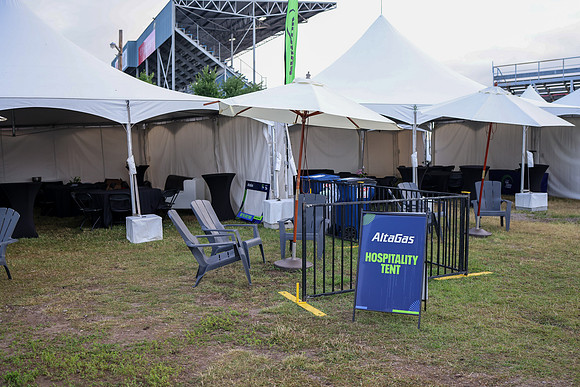 SPONSOR TENTS-87