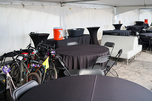 SPONSOR TENTS-95