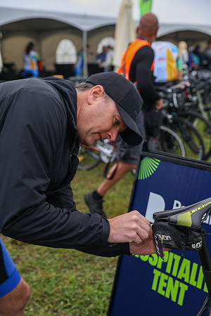 BIKE CHECKIN-30