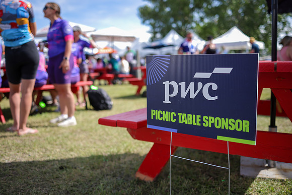 SIGNAGE-103