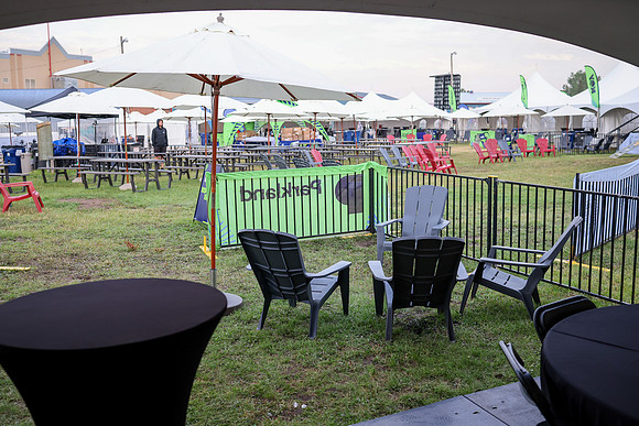 SPONSOR TENTS-70