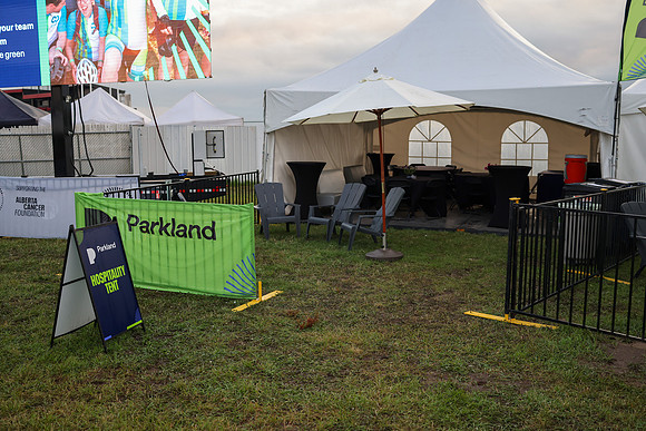 SPONSOR TENTS-60