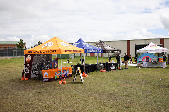 SPONSOR TENTS-104