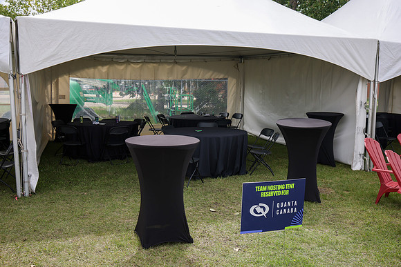 SPONSOR TENTS-115