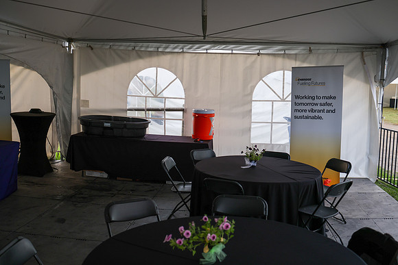 SPONSOR TENTS-18