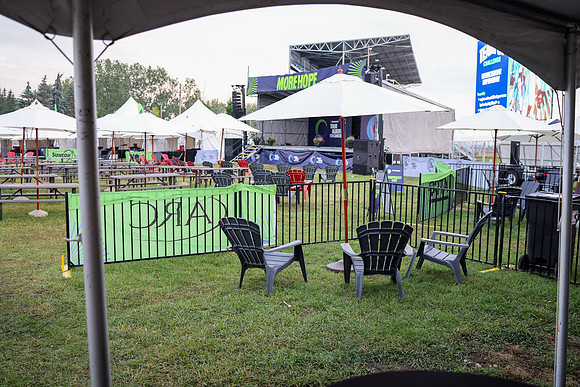 SPONSOR TENTS-41