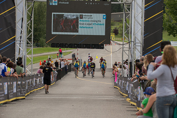 FINISH LINE CROSSING --4810