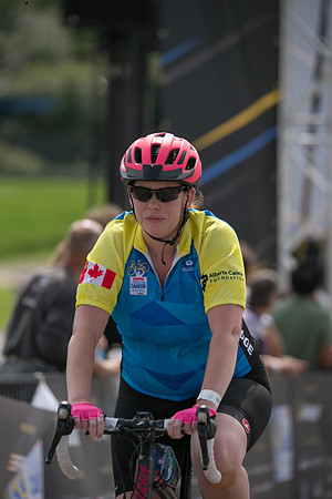 FINISH LINE CROSSING --2914