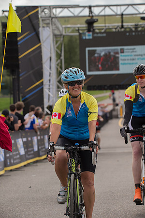 FINISH LINE CROSSING --4835