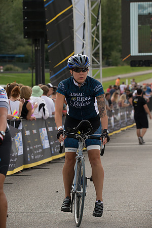 FINISH LINE CROSSING --3397