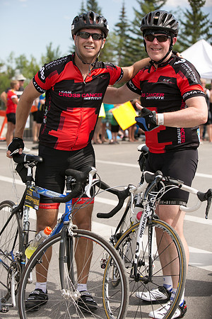 RIDERS5 - FINISHLINE - TheRideAB - Alberta Cancer Foundation-13