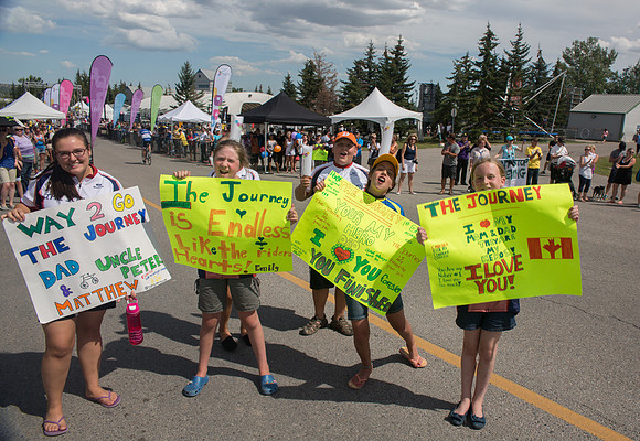 RIDERS5 - FINISHLINE - TheRideAB - Alberta Cancer Foundation-14