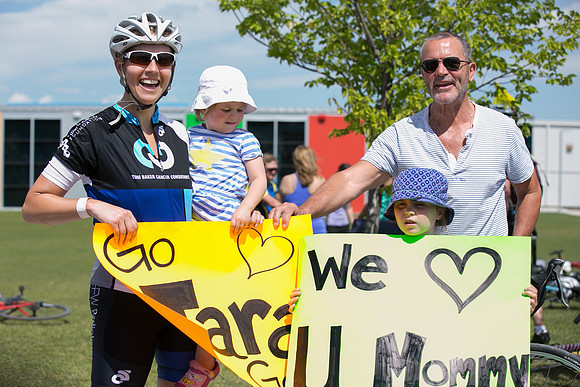RIDERS5 - FINISHLINE - TheRideAB - Alberta Cancer Foundation-17