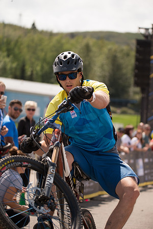FINISH LINE CROSSING --2945